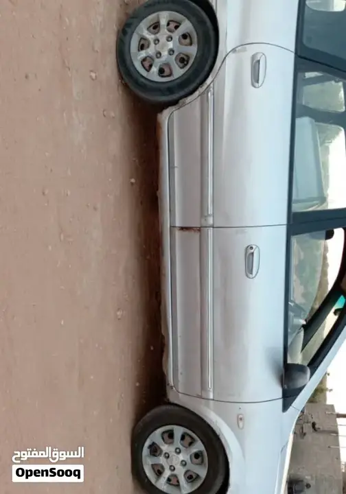 Kia Carens 2005 photo 3