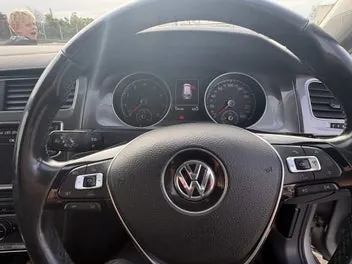 Volkswagen Golf 2015 photo 3