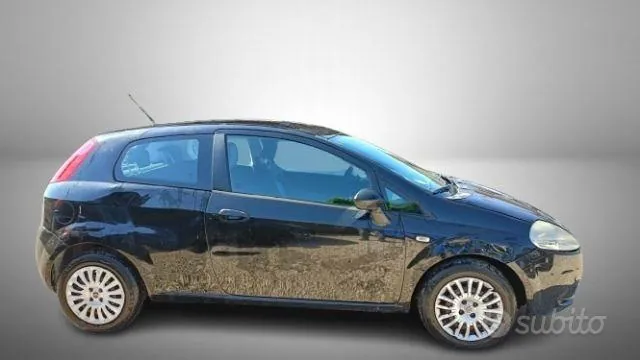 Fiat Grande Punto 2009 photo 5