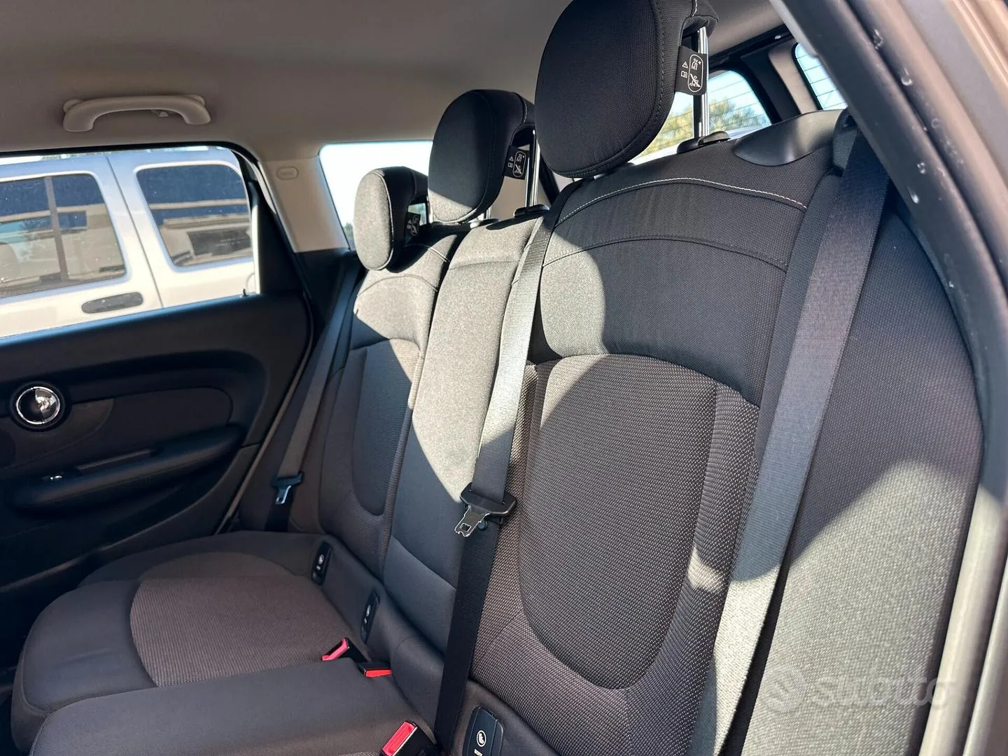 Mini Cooper Clubman 2016 photo 5