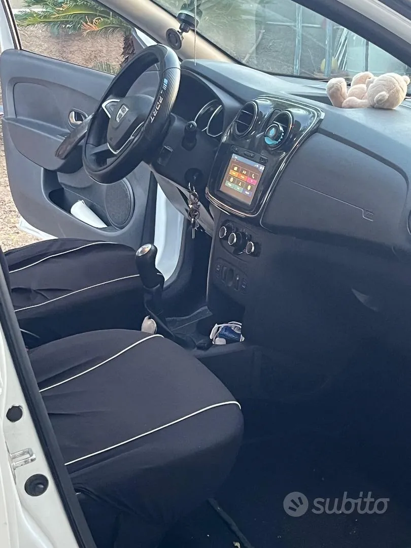 Dacia Sandero 2016 photo 3