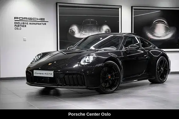Porsche 911 Carrera 4 Gts