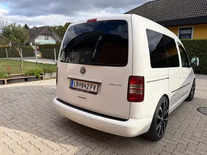 Volkswagen Caddy 2013 photo 3