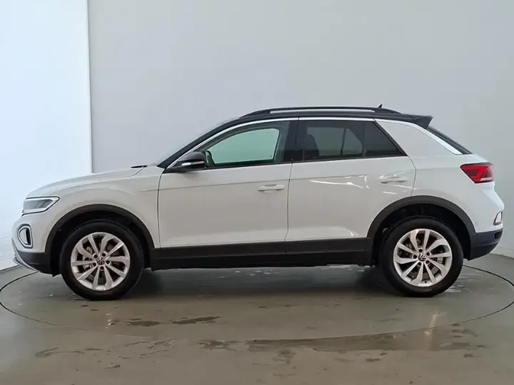 Volkswagen T-Roc 2026 photo 4