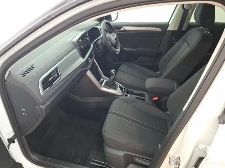 Volkswagen T-Roc 2026 photo 5