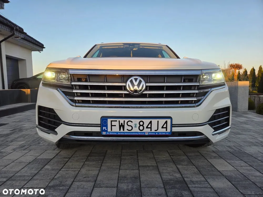 Volkswagen Touareg 2019 photo 3