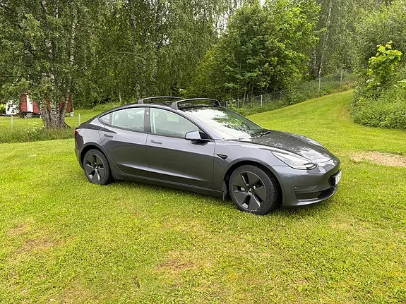 Tesla Model 3 2021 photo 3