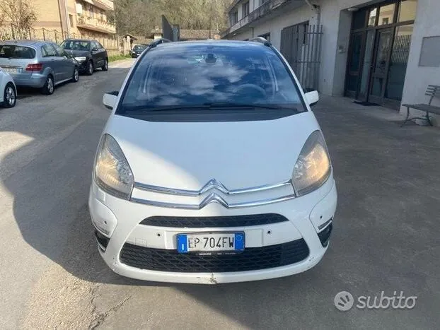 Citroen C4 Grand Picasso 2012 photo 2