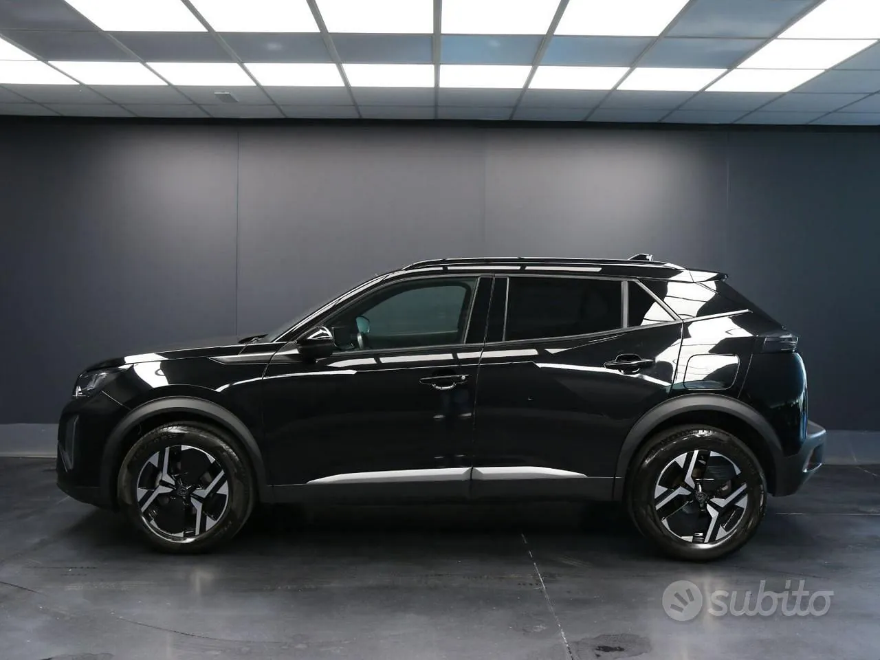 Peugeot 2008 2024 photo 3