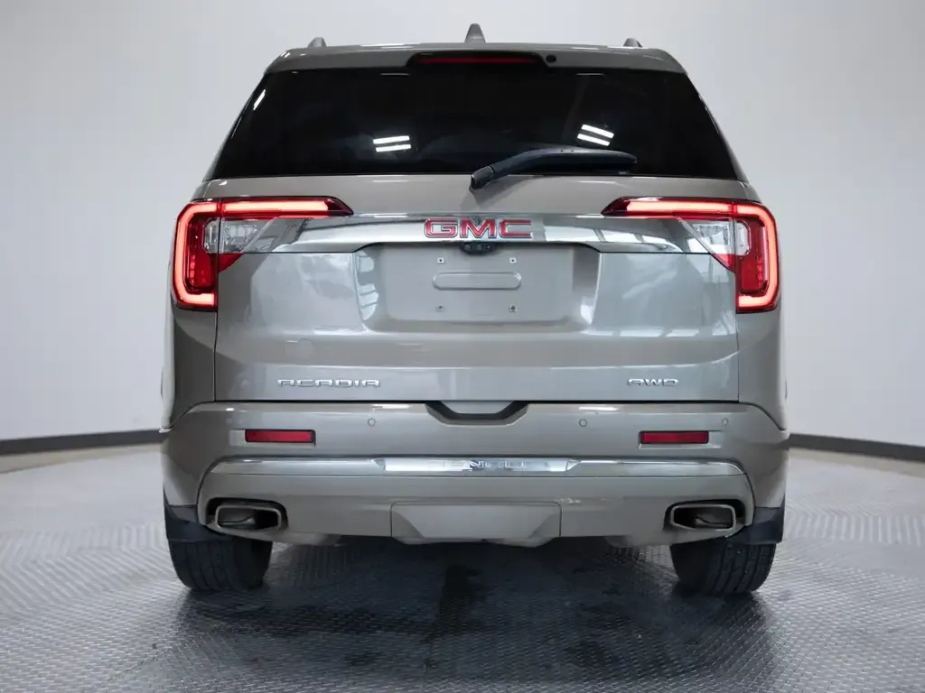 GMC Acadia 2023 photo 4