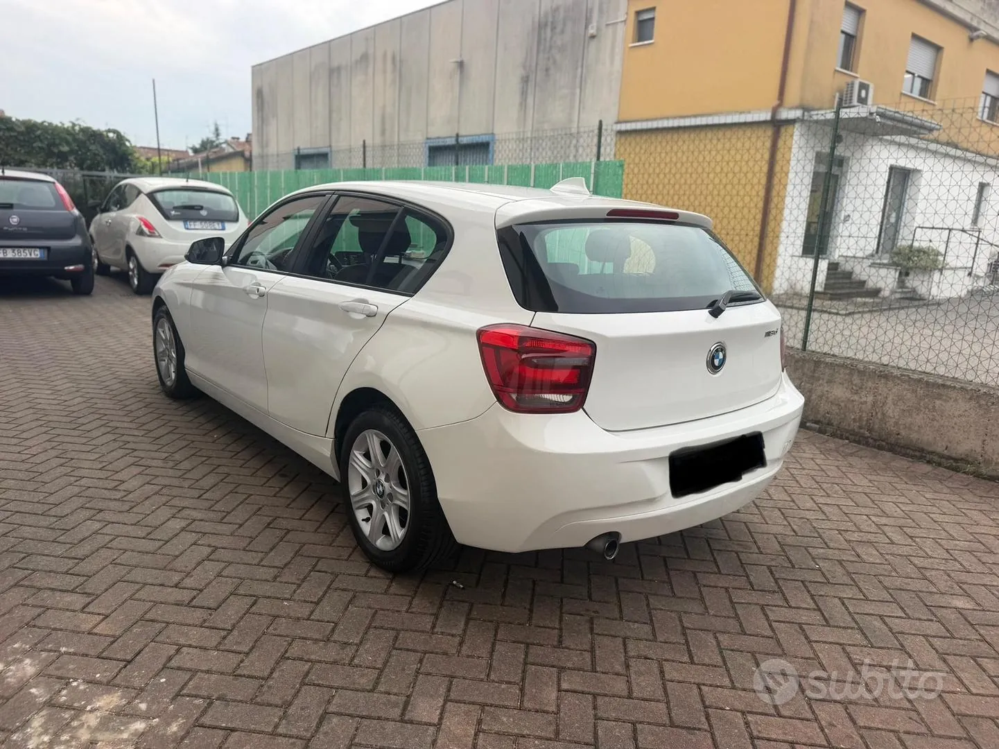 BMW 118D 2015 photo 4