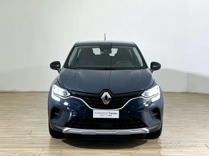 Renault Captur 2023 photo 2