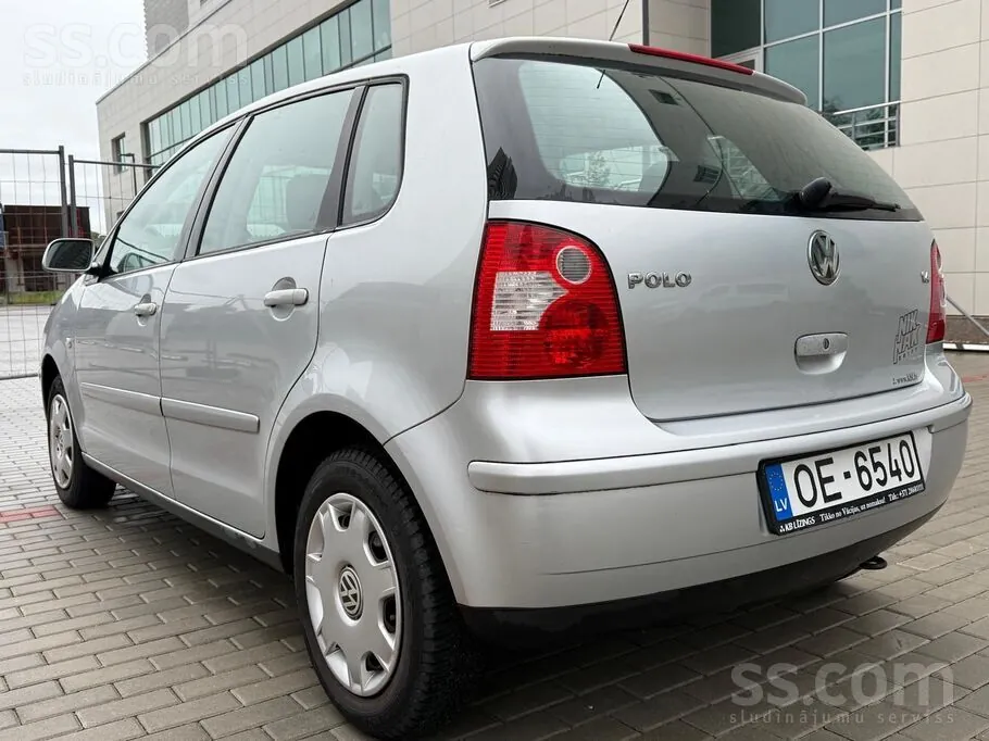 Volkswagen Polo 2003 photo 3