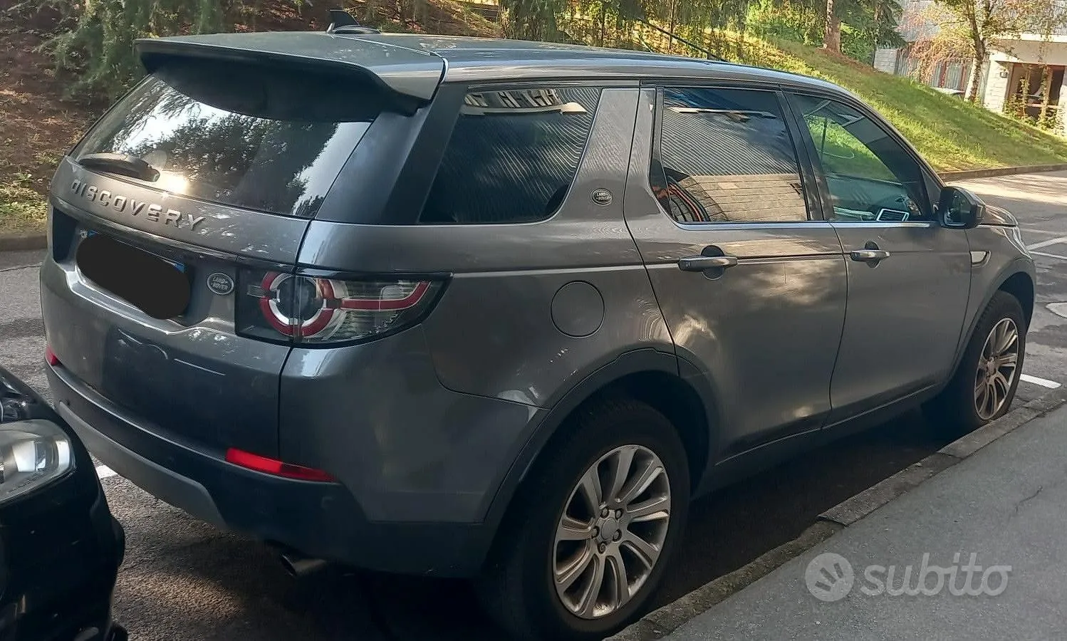Land Rover Discovery 2015 photo 4