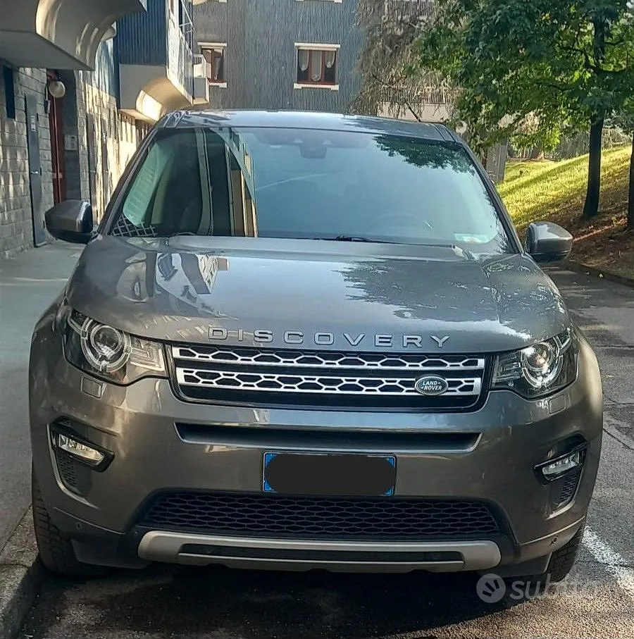 Land Rover Discovery 2015 photo 2