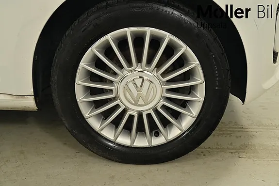 Volkswagen Up 2015 photo 3