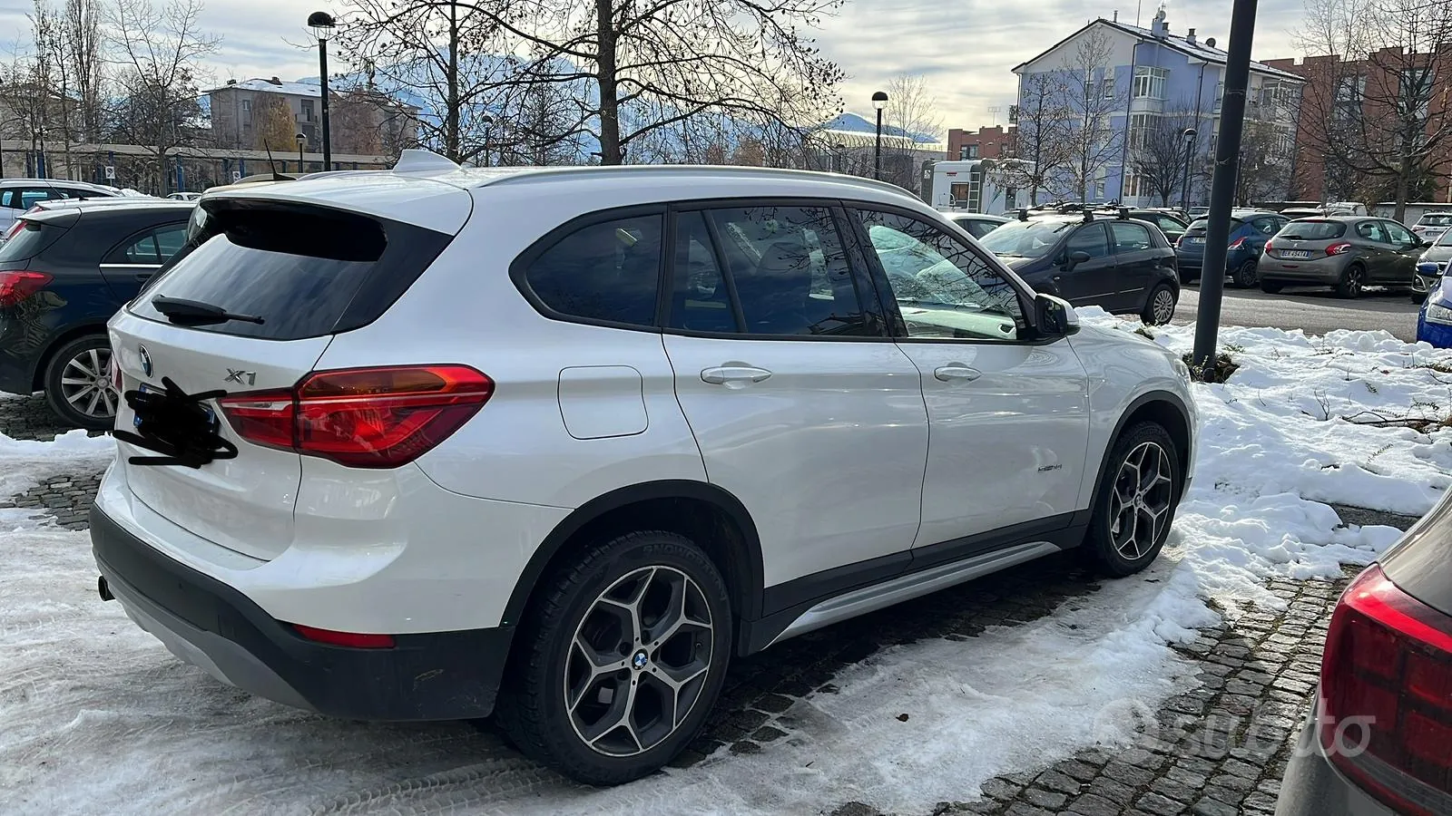 BMW X1 2015 photo 2