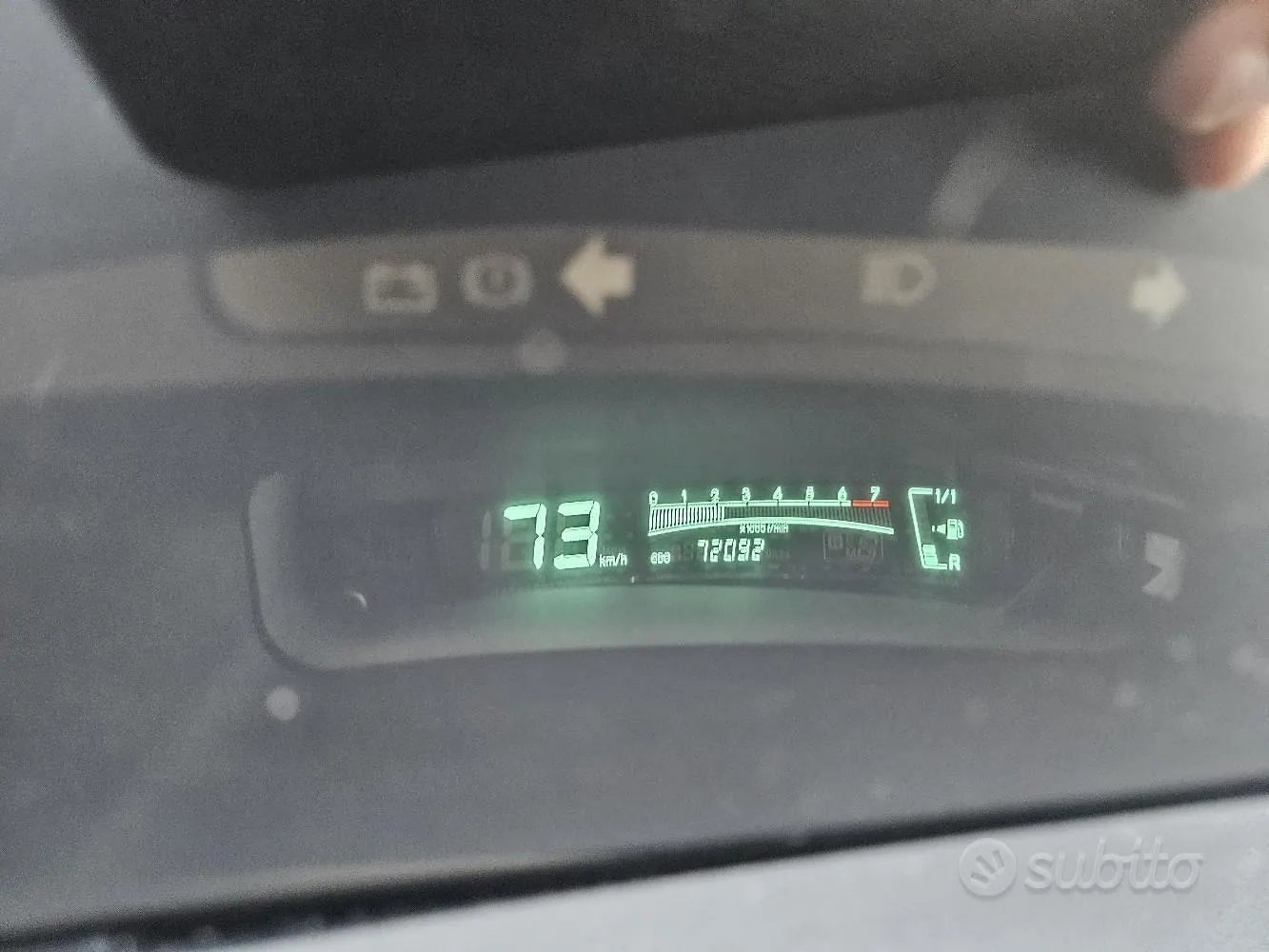 Toyota Yaris 2006 photo 3
