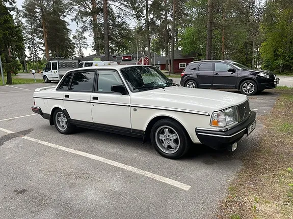 Volvo 240