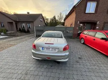 Peugeot 206 2003 photo 4