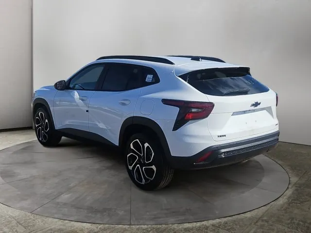 Chevrolet Trax 2026 photo 3