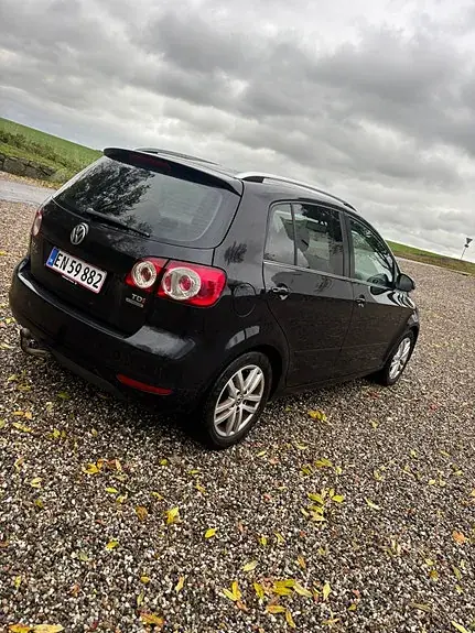 Volkswagen Golf Plus 2012 photo 3