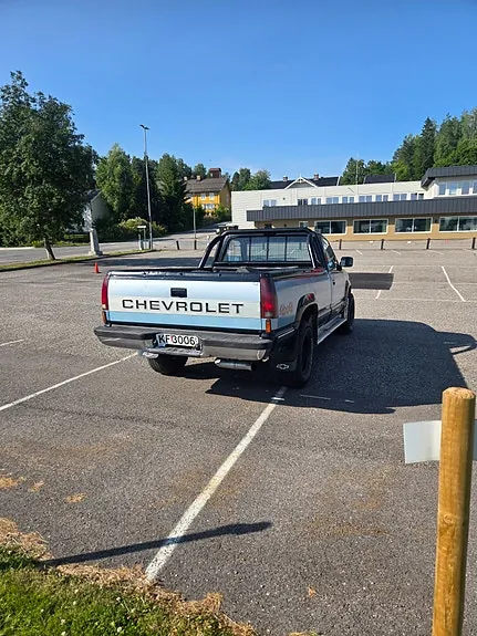 Chevrolet K2500 1989 photo 3