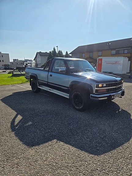 Chevrolet K2500 1989 photo 2