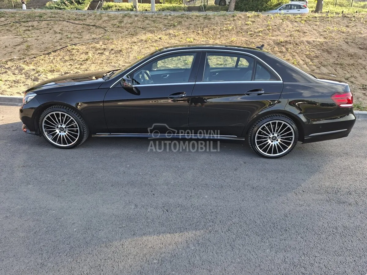 Mercedes-Benz E 220 2013 photo 2