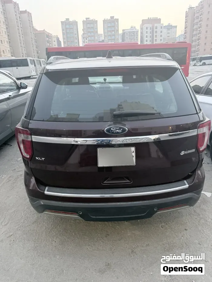 Ford Explorer 2018 photo 4