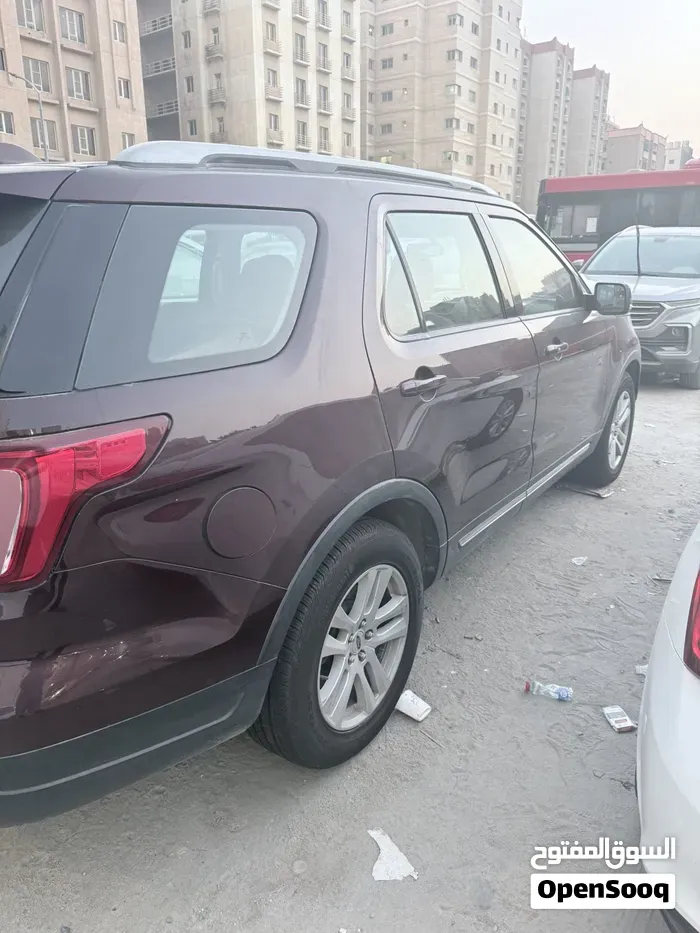Ford Explorer 2018 photo 3