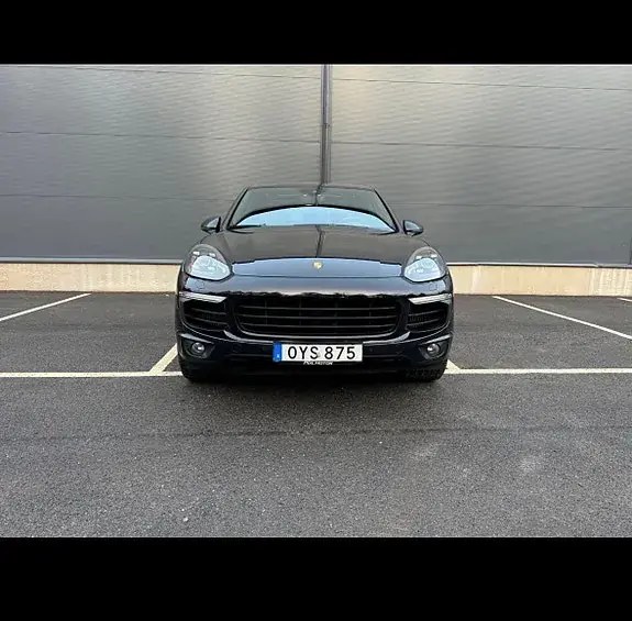 Porsche Cayenne 2017 photo 2