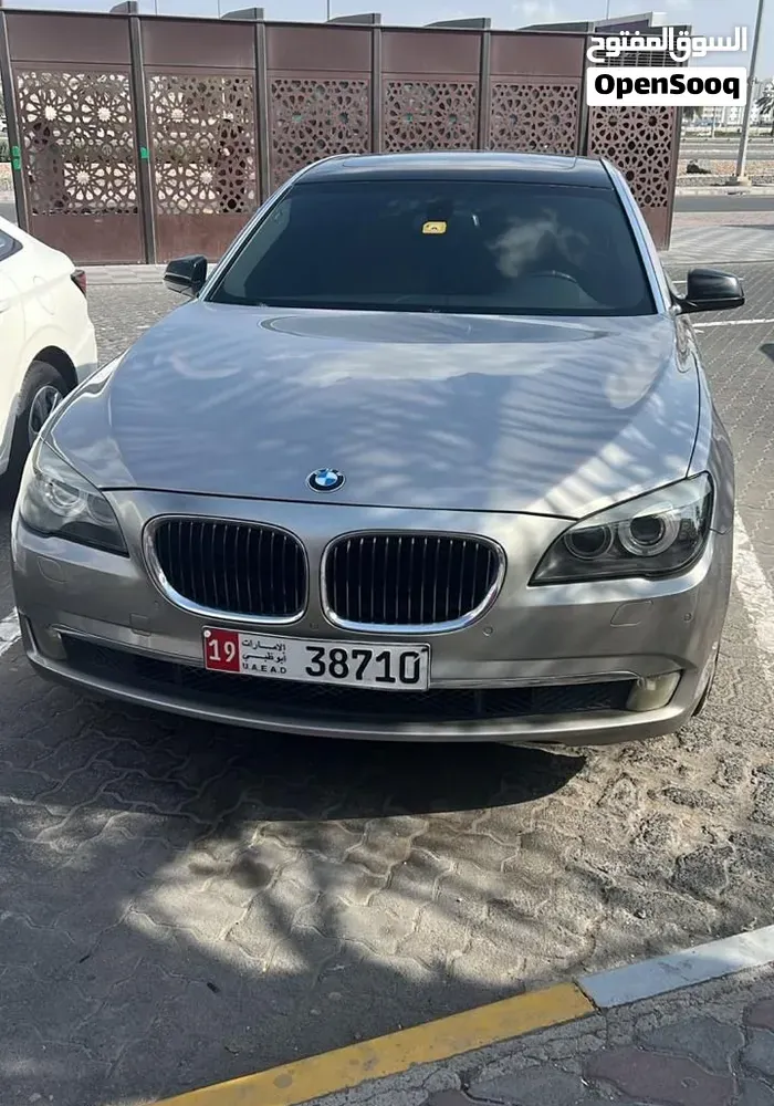 BMW 7 Series 2009 photo 5