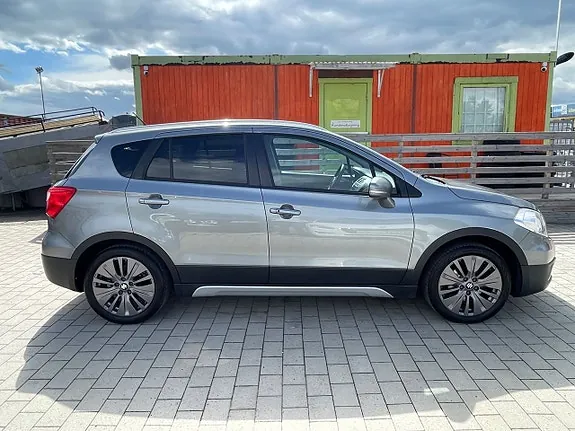 Suzuki S-Cross 2015 photo 4