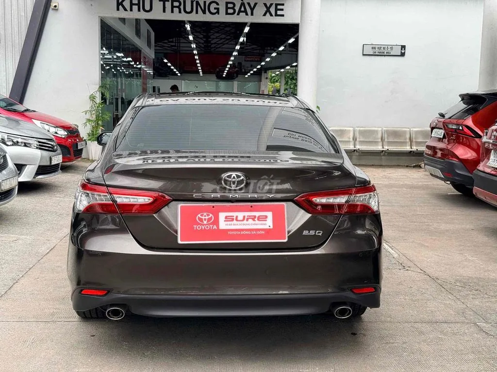 Toyota Camry 2021 photo 4