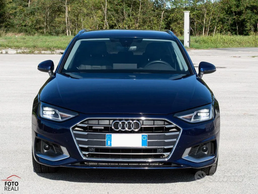 Audi A4 Avant 2022 photo 2