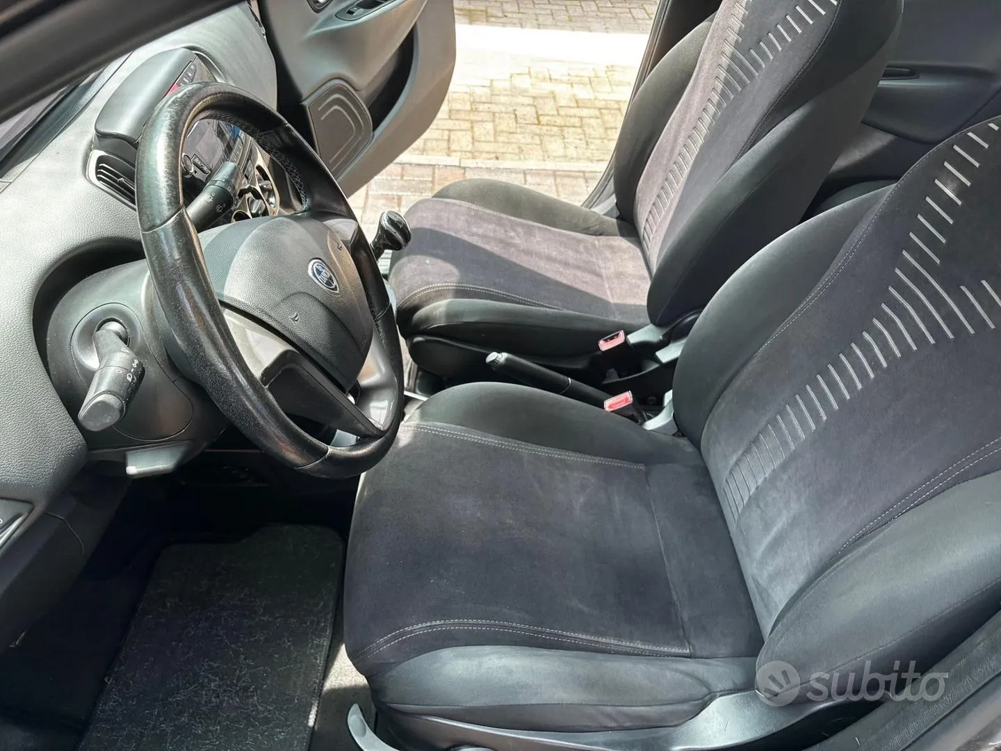 Lancia Ypsilon 2012 photo 5