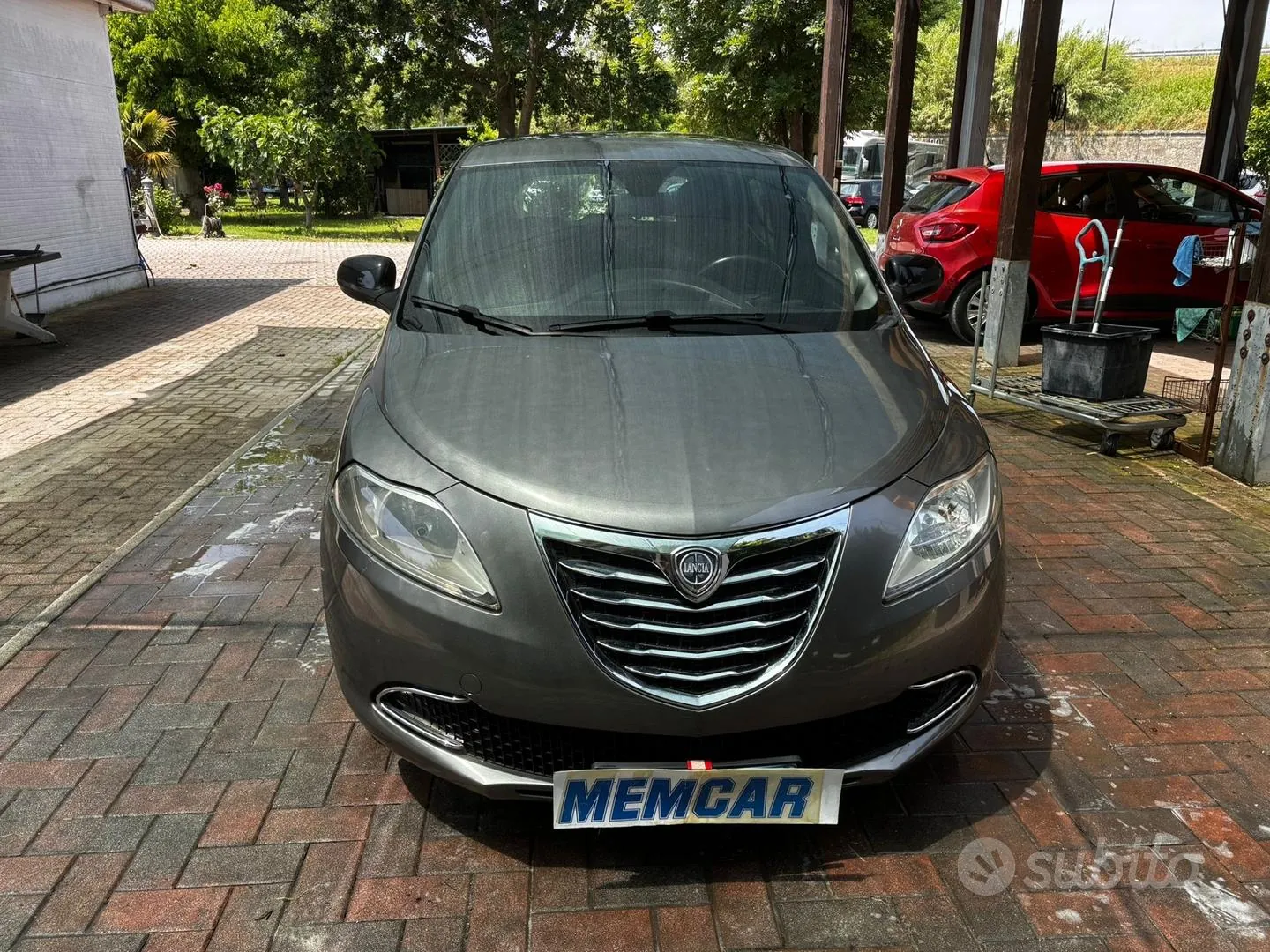 Lancia Ypsilon 2012 photo 2