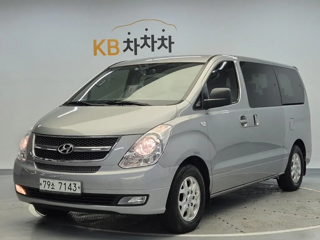 Hyundai Grand Starex