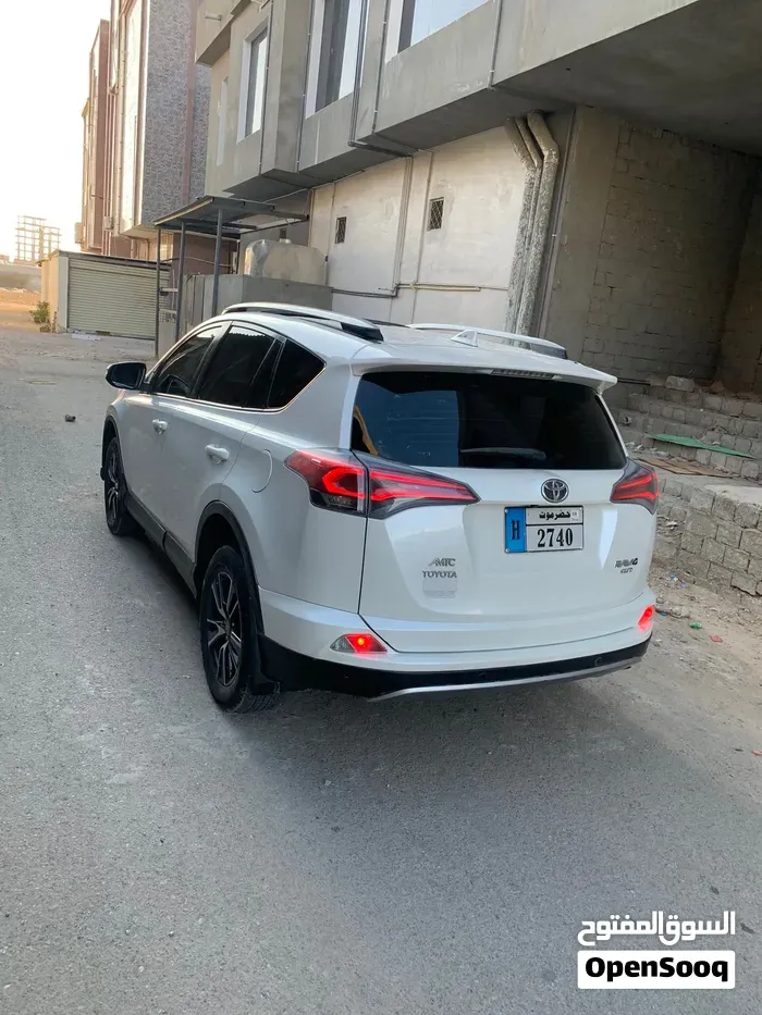Toyota Rav 4 2017 photo 2