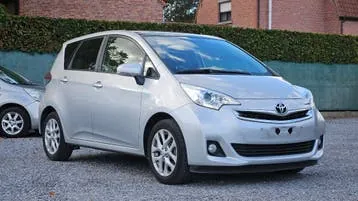 Toyota Verso 2015 photo 3