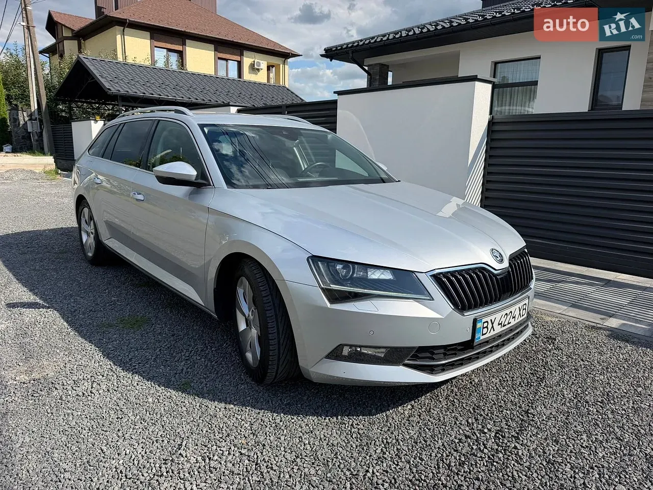 Skoda Superb 2017 photo 5