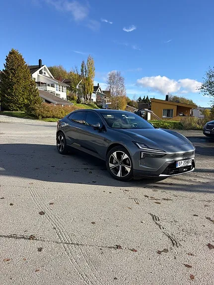 Polestar 4 2026 photo 5