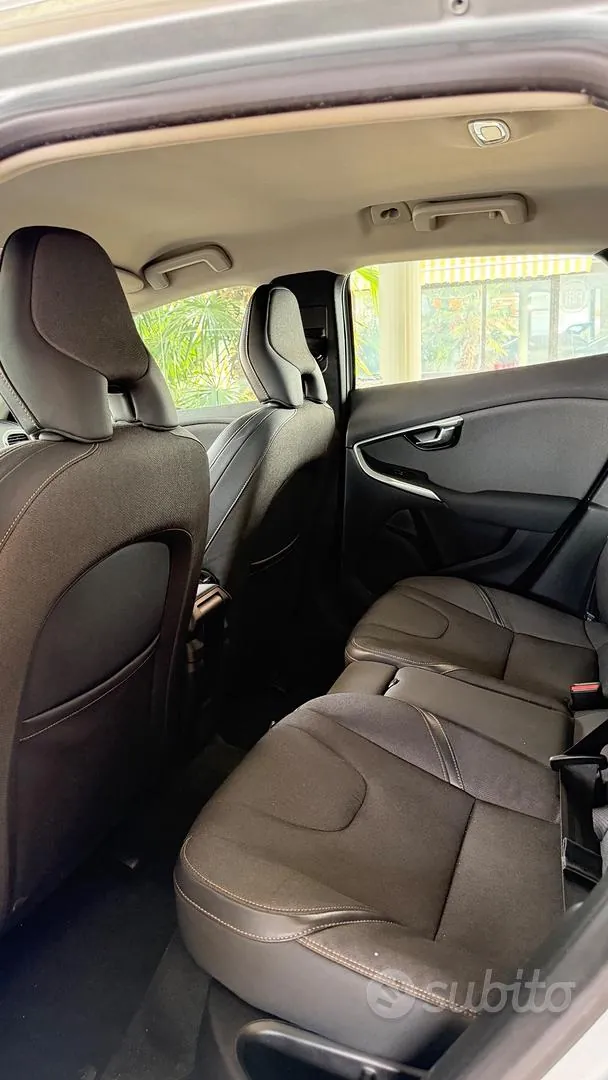 Volvo V40 2016 photo 5