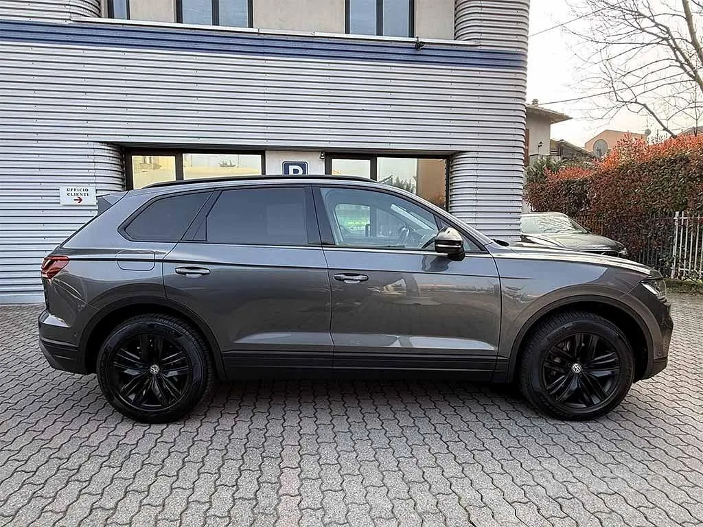Volkswagen Touareg 2019 photo 4