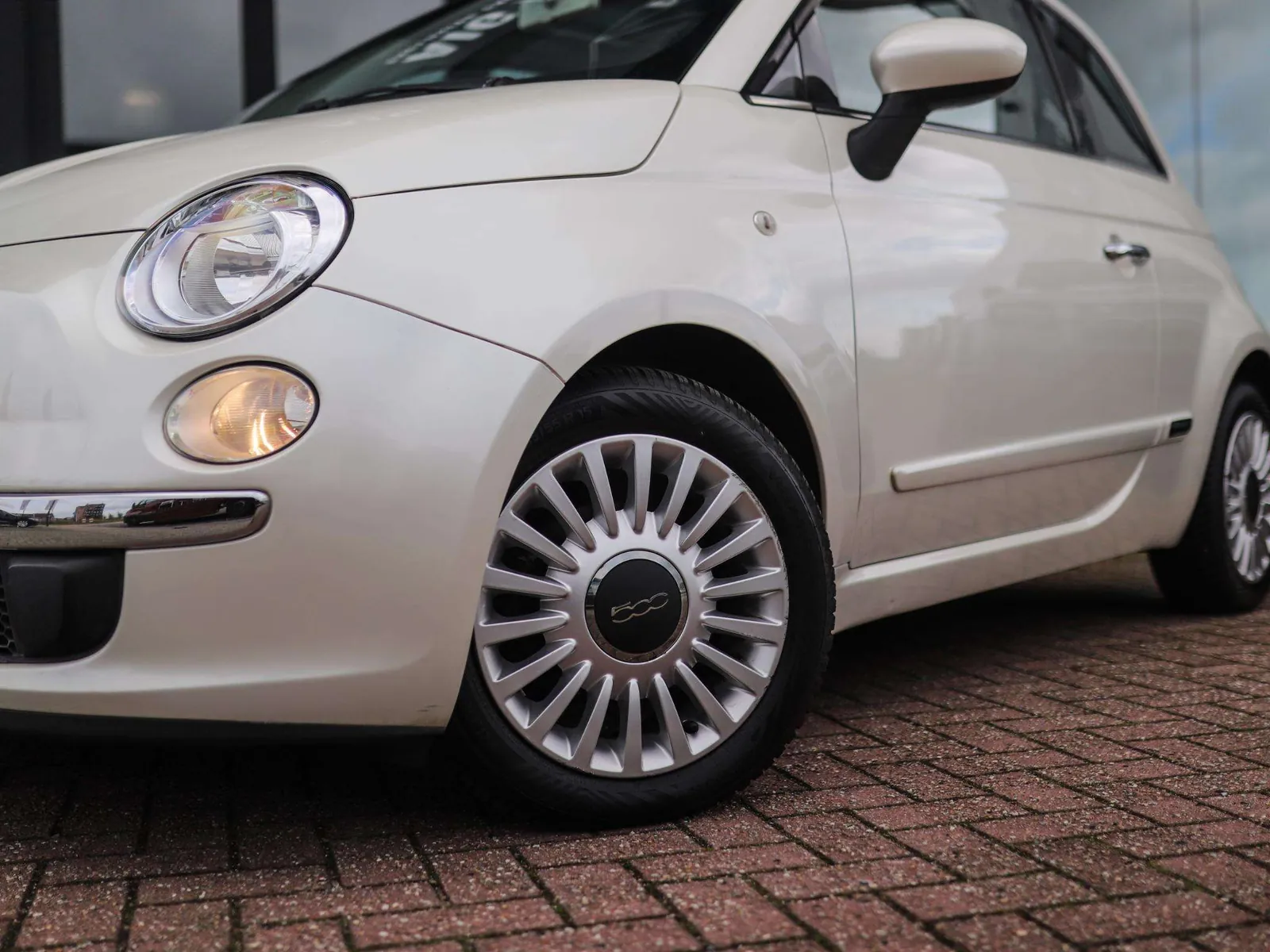 Fiat 500 2011 photo 2