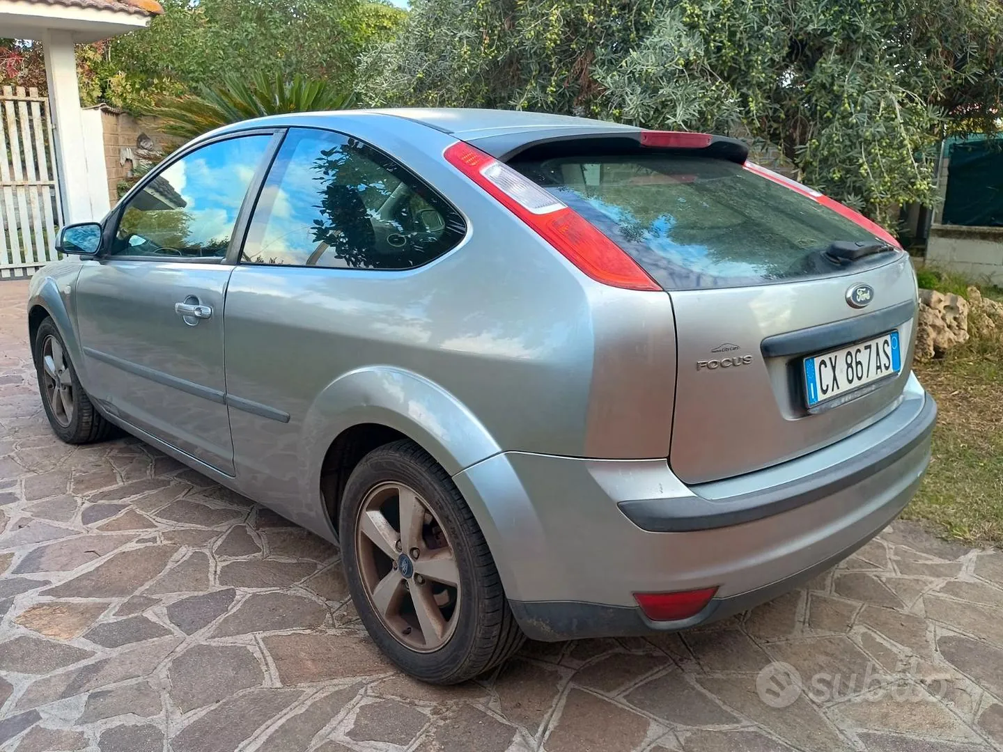 Ford Focus 2005 photo 2