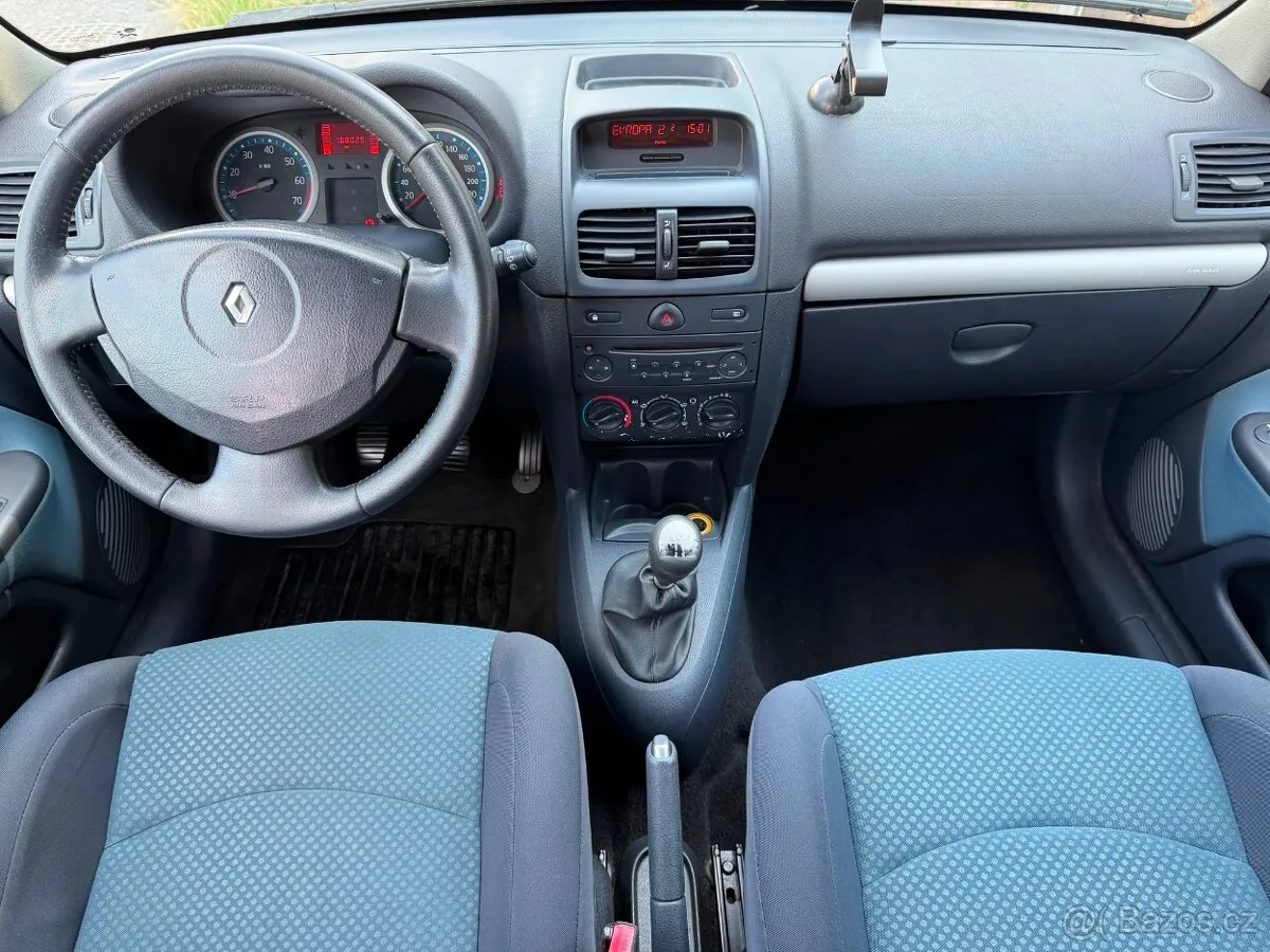 Renault Clio 2006 photo 4