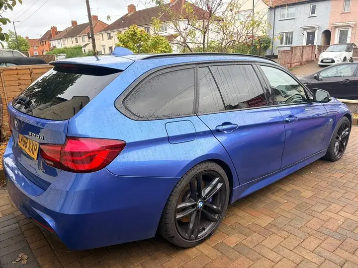 BMW 3 Series 2019 photo 5