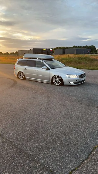 Volvo V70 2014 photo 3